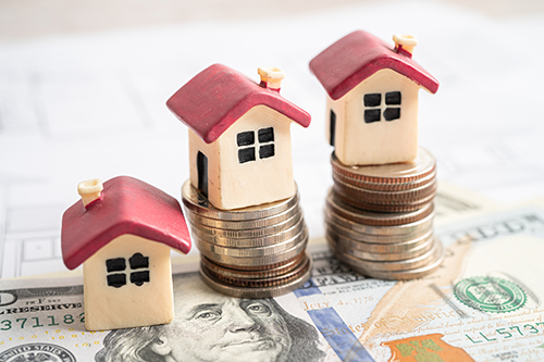 ¿Aumentó la prima de su seguro de vivienda? Use estos consejos para ver si puede obtener una tarifa más baja.