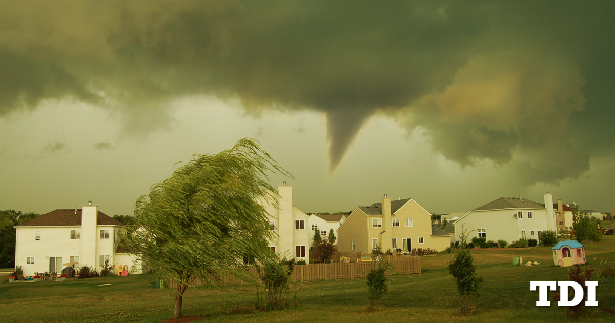 Danger, danger! Don't mix up tornado watches and warnings